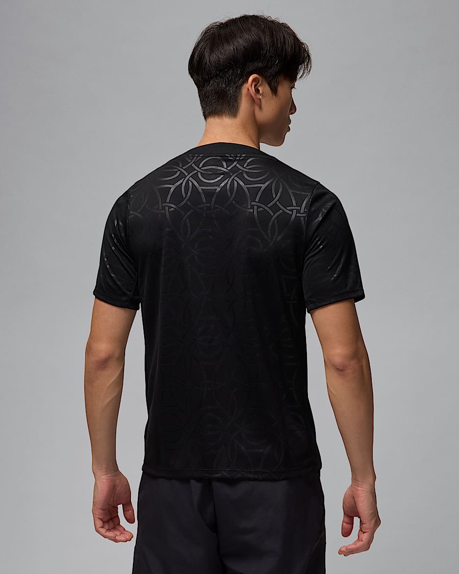 NIKE公式】パリ サンジェルマン (PSG) アカデミー プロ サード メンズ ジョーダン Dri-FIT サッカー プレマッチ  トップ.オンラインストア (通販サイト)